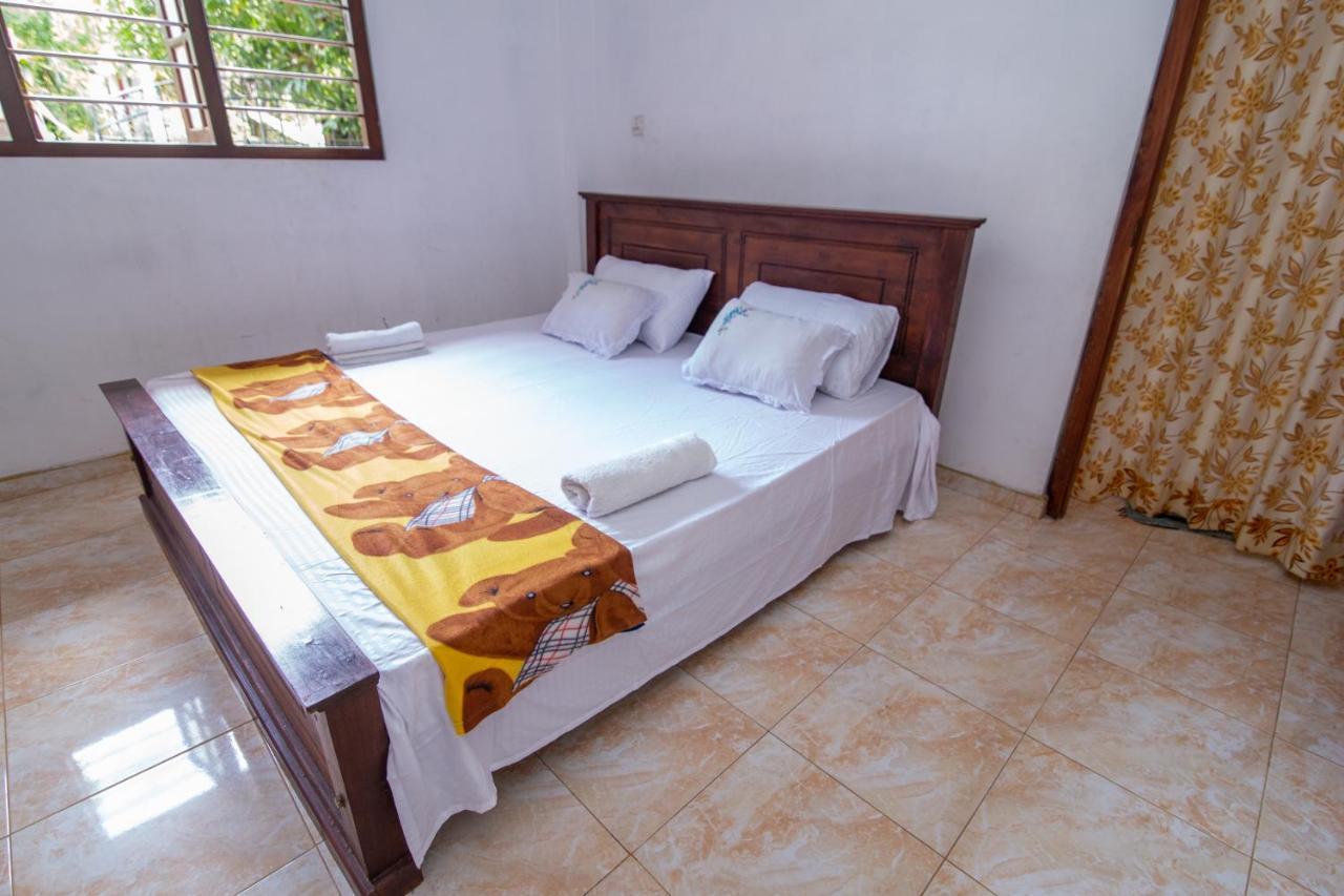 Mountain Gem Villa Hikkaduwa Esterno foto
